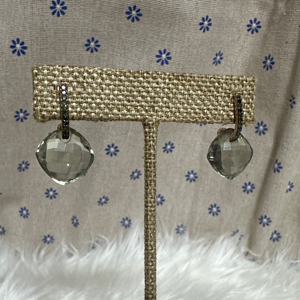 Chic Green Amethyst Drop Earrings